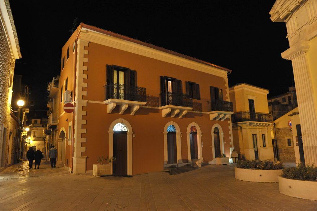 B&B Al Teatro Comiso Szoba fotó